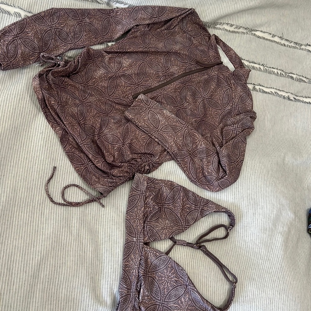 Carve design Bikini top and rash guard